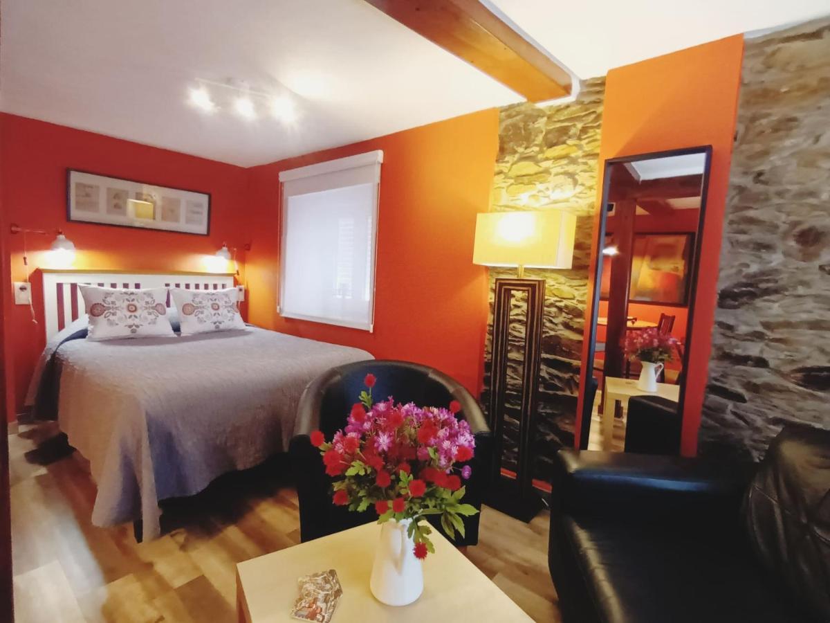 Apartamentos La Casa Del Pintor Cudillero Eksteriør billede