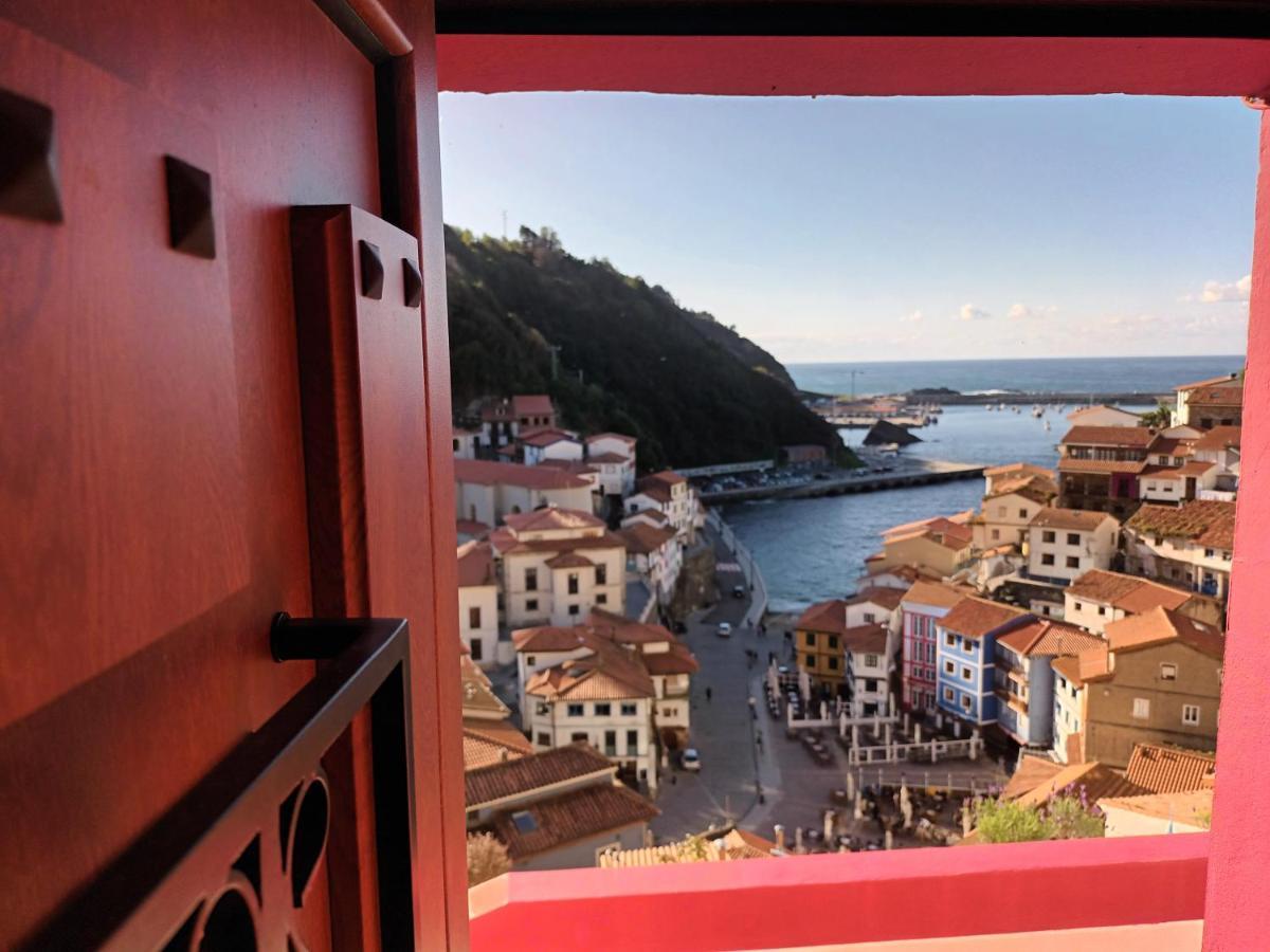 Apartamentos La Casa Del Pintor Cudillero Eksteriør billede